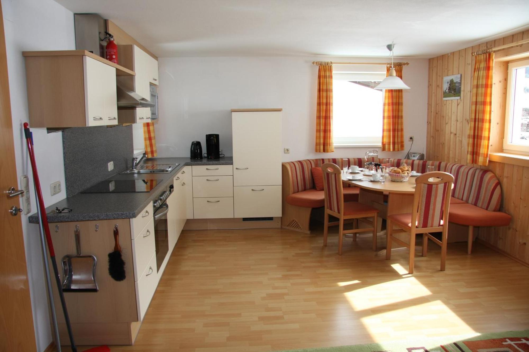 Haus Lutea Apartment Гашурн Екстериор снимка