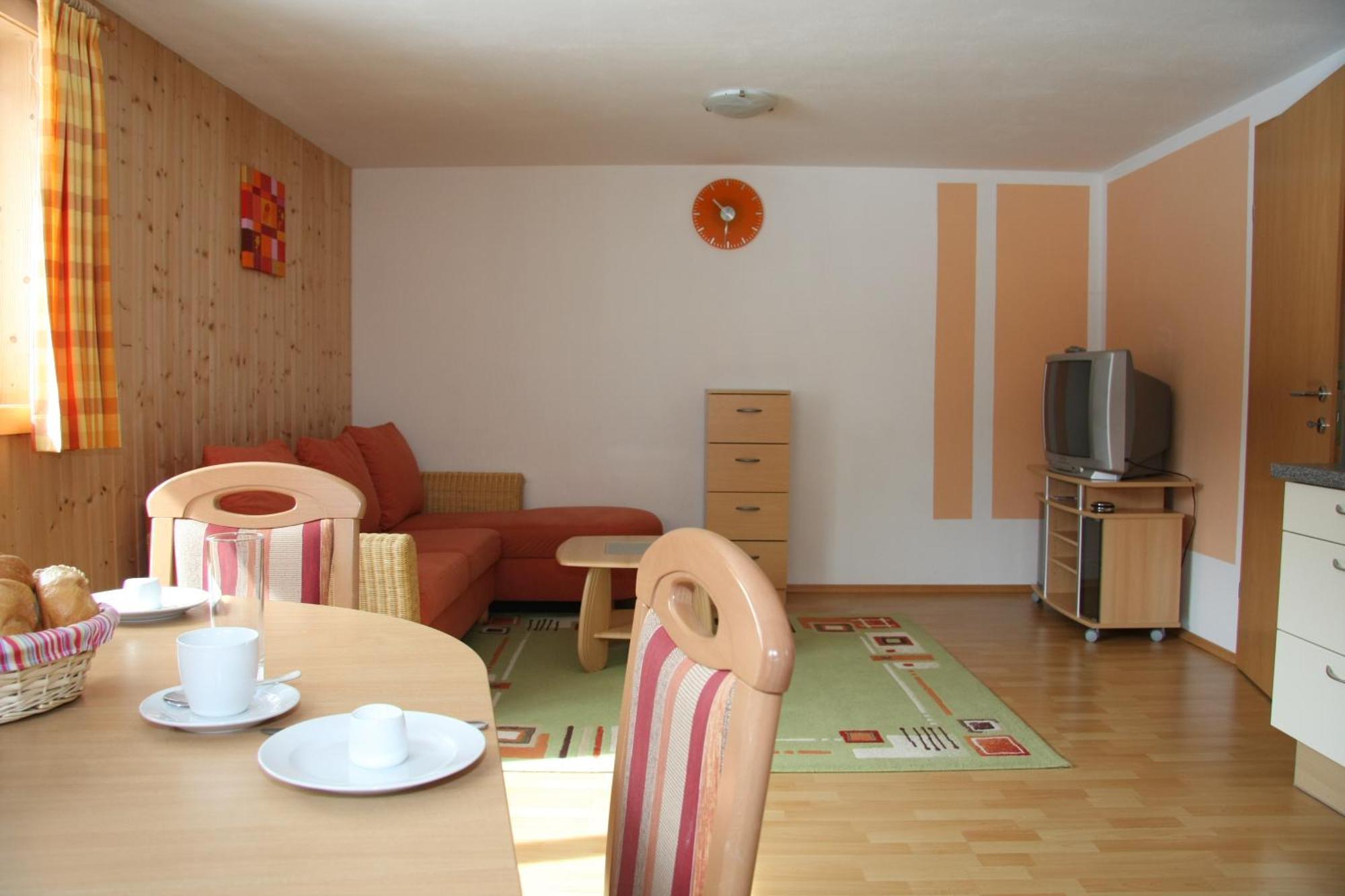 Haus Lutea Apartment Гашурн Екстериор снимка